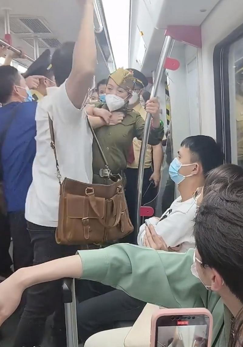 客户服务 第19页